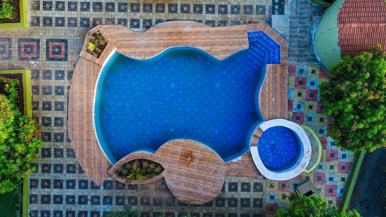 Nature Resort 사산 기르 외부 사진